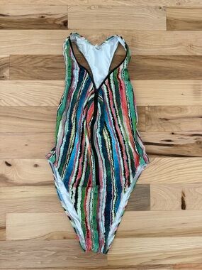 VENUS Multicolor Striped Zip-Front One-Piece Swimsuit – Size 8